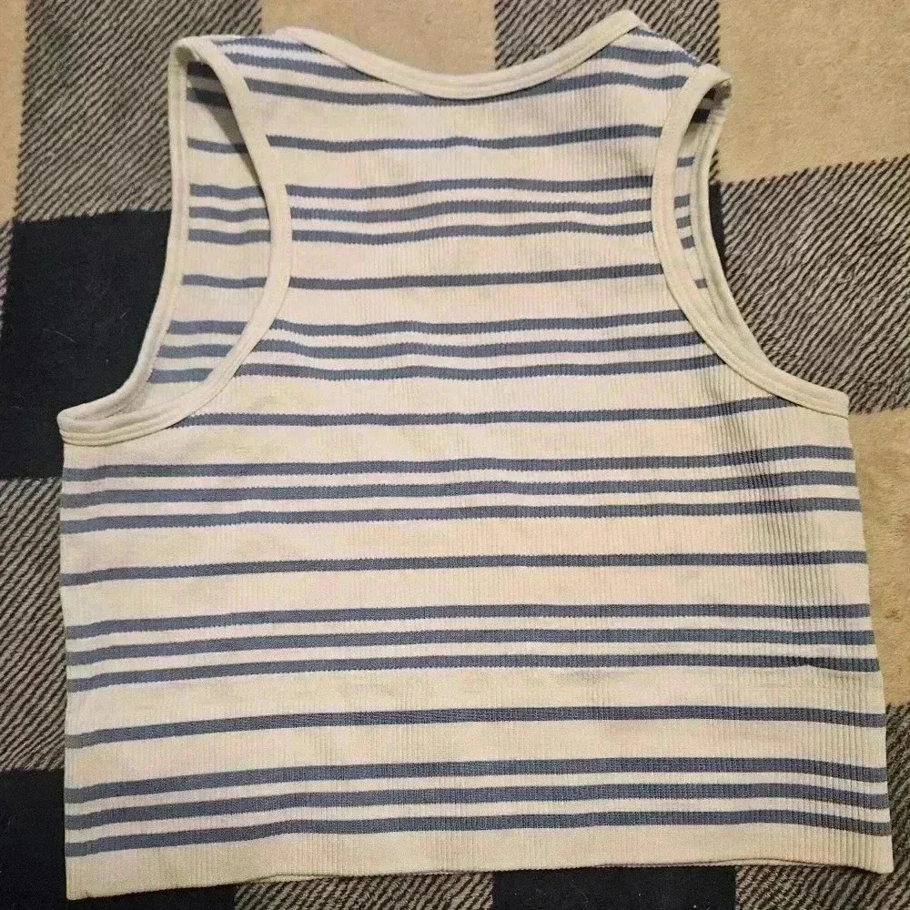 Aura Juniors White with Blue Stripes Sleeveless Crop Top Size XXS - Picture 6 of 6